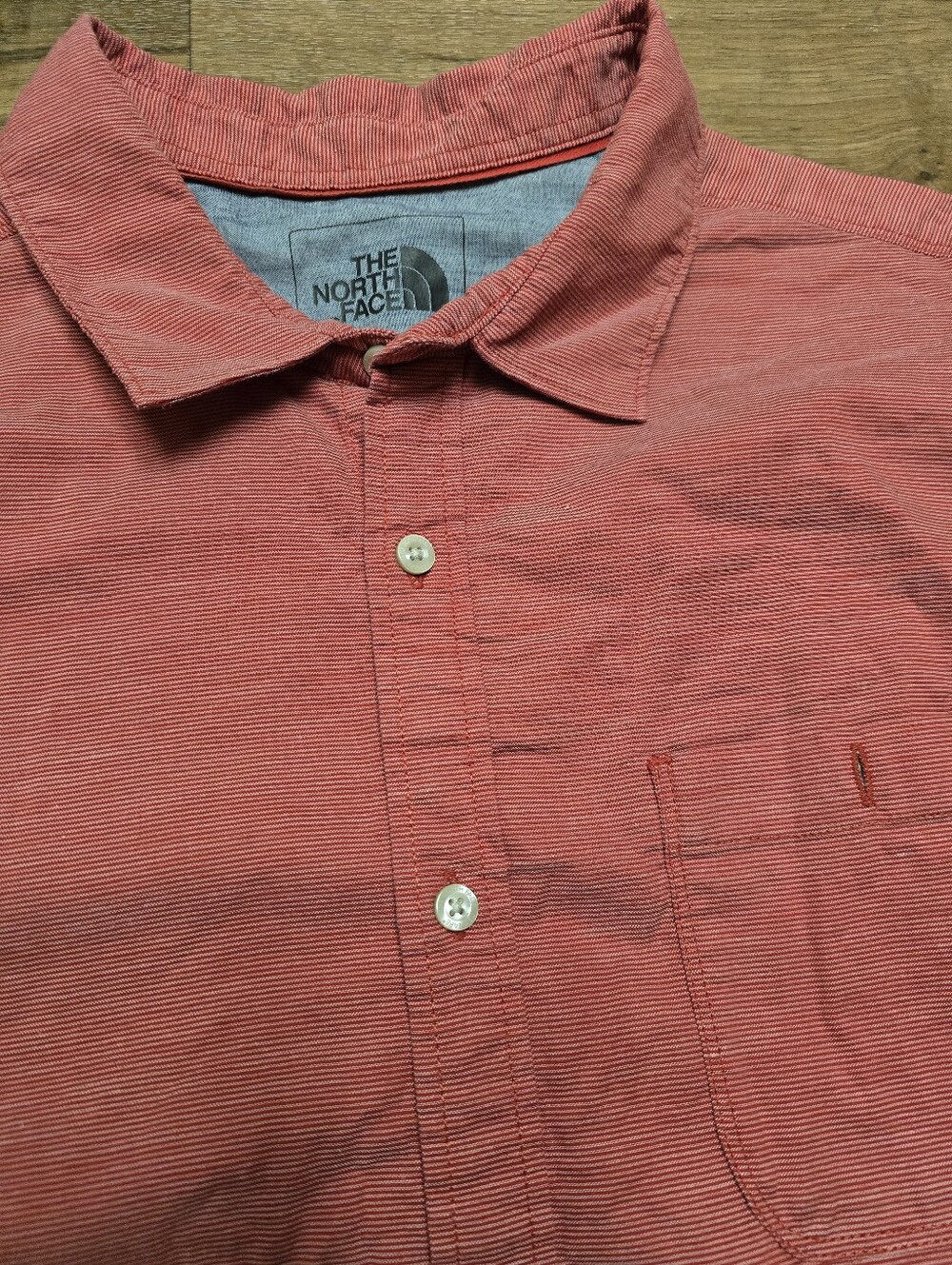 The North Face Men’s Button-Up Short Sleeve Shirt Sz Xl